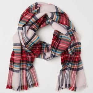 HM Blanket Scarf